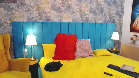 lisacroft online show from 09/20/25, 06:25