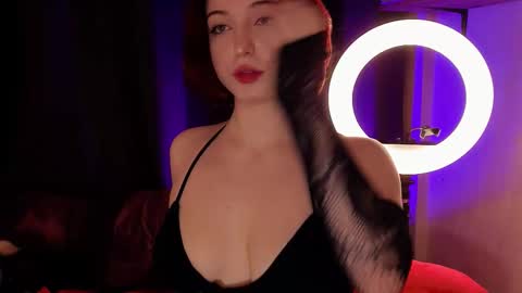 Snapshot of lisavamp chatting on 11/16/25, 10:15 LisaVamp online show from 11/16/25, 10:15