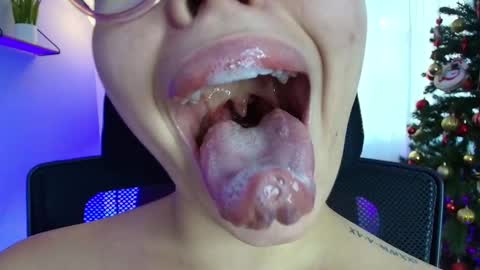 Lisbet online show from 01/16/25, 10:02