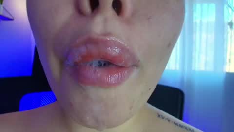 Lisbet online show from 01/31/25, 09:59