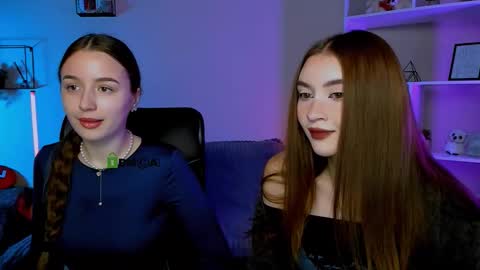 lissa_night online show from 10/18/25, 08:37