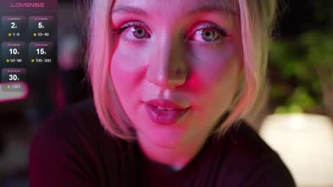 Lissa online show from 09/15/25, 08:47