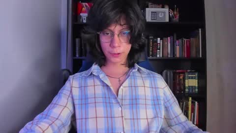 Literateboy online show from 11/11/25, 01:16