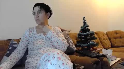 Snapshot of litisialove455 chatting on 12/29/24, 08:44 litisialove455 online show from 12/29/24, 08:44