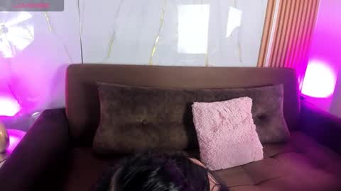 little__chloee_ online show from 10/14/25, 04:13