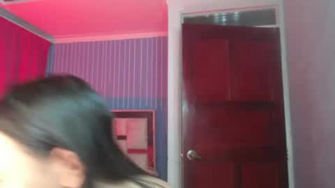 Snapshot of little_aphrodite2 chatting on 02/20/25, 10:05 Aliciaparaisss online show from 02/20/25, 10:05