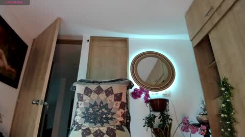 Izzi online show from 10/22/25, 08:52