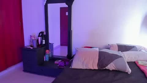 kayla  Instagram kayla 71082 online show from 12/28/24, 06:18