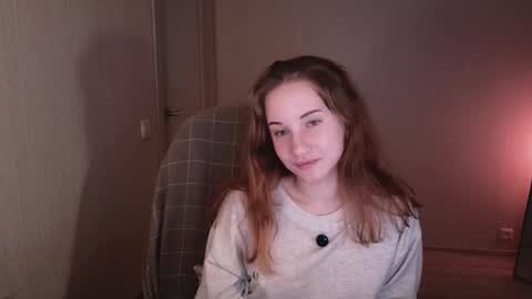 Snapshot of little_pretty_woman chatting on 10/02/25, 07:54 little_pretty_woman online show from 10/02/25, 07:54