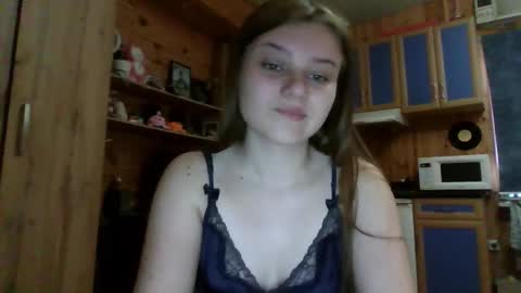 little_shygirl_ online show from 10/15/25, 04:23