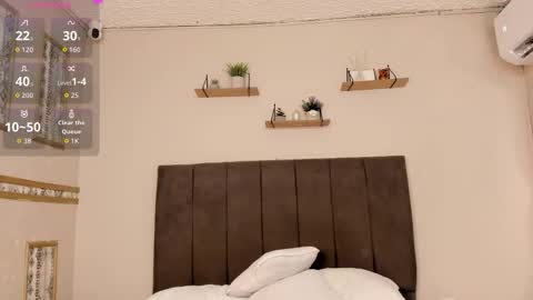 alex online show from 10/13/25, 07:58