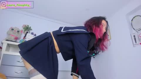 Im Laura. buy my contentcompra mi contenido offline  online show from 01/13/25, 08:26