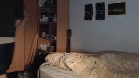 Snapshot of littlealien7 chatting on 10/02/25, 12:23 littlealien7 online show from 10/02/25, 12:23