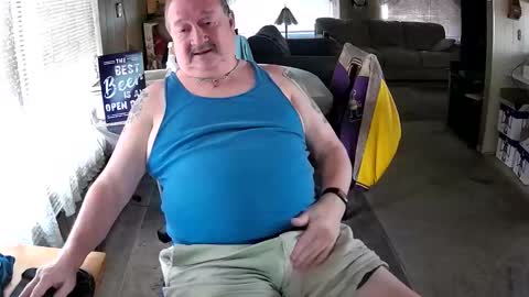 Littled83057 online show from 11/10/25, 07:46