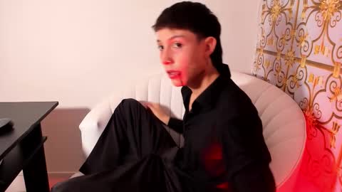 DANNY online show from 10/31/25, 05:14