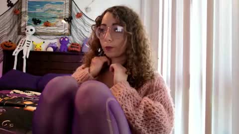 Snapshot of littledeathtrap chatting on 10/19/25, 08:31 littledeathtrap online show from 10/19/25, 08:31