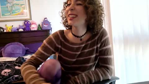 Snapshot of littledeathtrap chatting on 11/18/25, 09:08 littledeathtrap online show from 11/18/25, 09:08