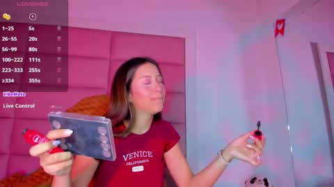 littlee_emma_ online show from 02/22/25, 03:23