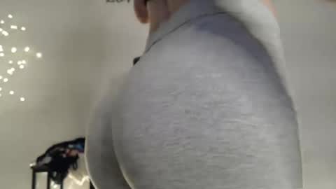 Your little flower  online show from 11/29/25, 08:28