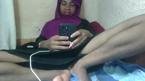 edra online show from 10/21/25, 02:40