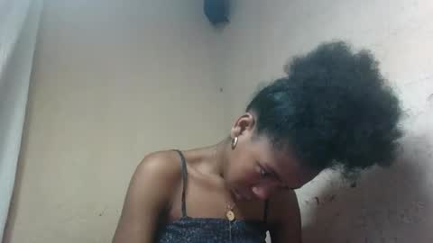 edra online show from 10/22/25, 02:45