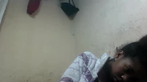 edra online show from 10/26/25, 08:04