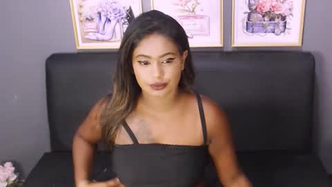 Snapshot of littleindianmilf chatting on 01/09/25, 08:45 littleindianmilf online show from 01/09/25, 08:45