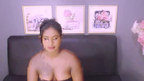 Snapshot of littleindianmilf chatting on 01/28/25, 02:42 littleindianmilf online show from 01/28/25, 02:42