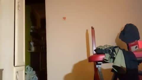 Snapshot of littlelargedick chatting on 09/25/25, 10:13 littlelargedick online show from 09/25/25, 10:13