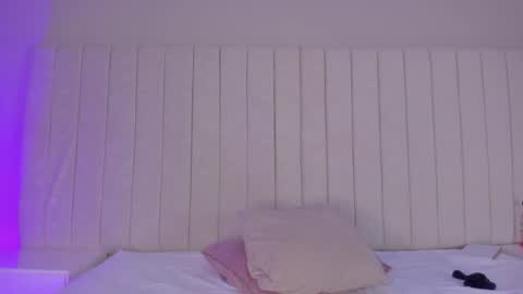 Snapshot of littleoliviia_ chatting on 02/03/25, 07:21 im olivia IG littleolivia01 online show from 02/03/25, 07:21