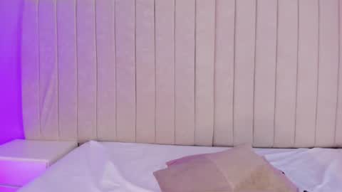 Snapshot of littleoliviia_ chatting on 02/12/25, 06:51 im olivia IG littleolivia01 online show from 02/12/25, 06:51