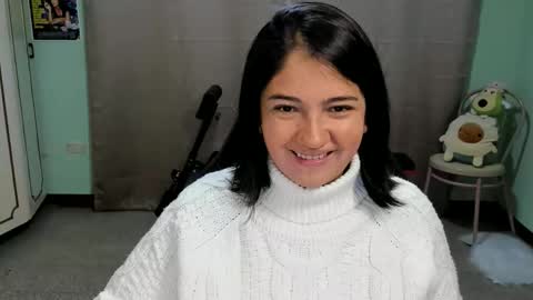 Mia  Wednesday to Sunday 730 am to 1030 am Colombian Hour D online show from 10/22/25, 03:40