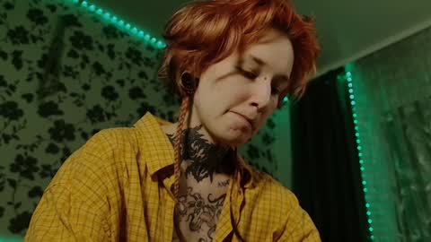 Niki  free tg channel with some photos gifs and info about streams  online show from 02/01/25, 04:44