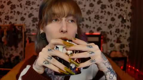 Niki  free tg channel with some photos gifs and info about streams  online show from 09/14/25, 05:23