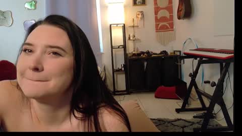 Snapshot of littlesub_e chatting on 10/21/25, 12:39 Eliza online show from 10/21/25, 12:39