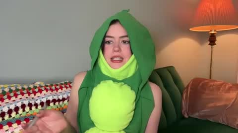 Little Sugar Pea  online show from 01/04/25, 03:50