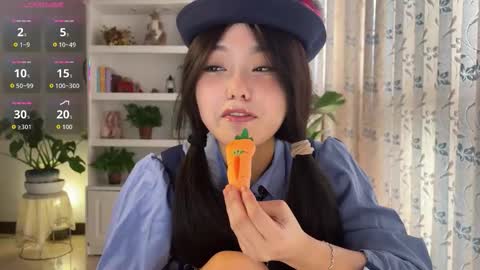 nana online show from 10/19/25, 07:31