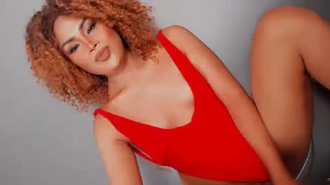 Snapshot of live_in_lover28 chatting on 10/23/25, 10:19 Tasha Carter online show from 10/23/25, 10:19