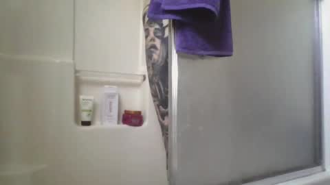 Snapshot of livmirage chatting on 01/27/25, 04:43 Liv Mirage online show from 01/27/25, 04:43