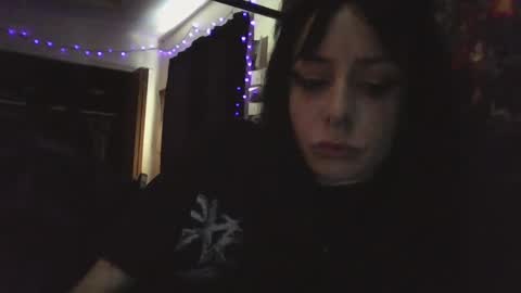 Snapshot of livmirage chatting on 02/11/25, 08:20 Liv Mirage online show from 02/11/25, 08:20