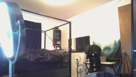 Snapshot of livmirage chatting on 03/04/25, 01:01 Liv Mirage online show from 03/04/25, 01:01