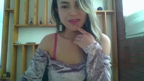 Snapshot of liz_28 chatting on 09/26/25, 04:00 liz_28 online show from 09/26/25, 04:00