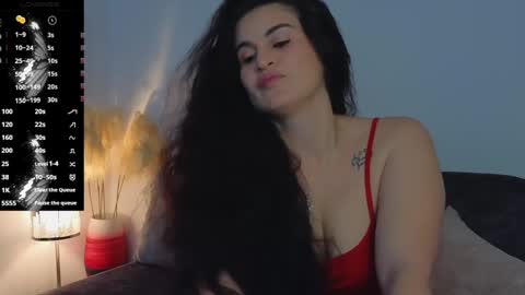 Snapshot of liz_devine chatting on 12/06/24, 03:33 liz online show from 12/06/24, 03:33