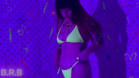 Snapshot of liz_grey_ chatting on 11/16/25, 02:06 online show from 11/16/25, 02:06