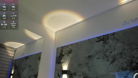 Liz  online show from 10/10/25, 10:36