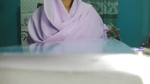 liza590865 online show from 11/28/25, 11:24