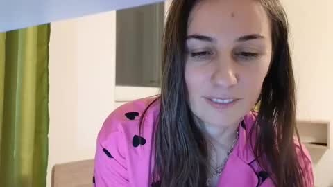 Snapshot of lizalish chatting on 02/05/25, 10:55 Liza online show from 02/05/25, 10:55