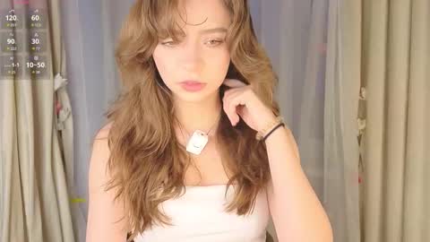 Hello there im Amelia Im new here Lets have fun online show from 11/06/25, 03:07