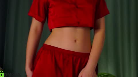 Sunnheart online show from 12/18/24, 07:41