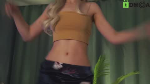 Sunnheart online show from 12/28/24, 05:25